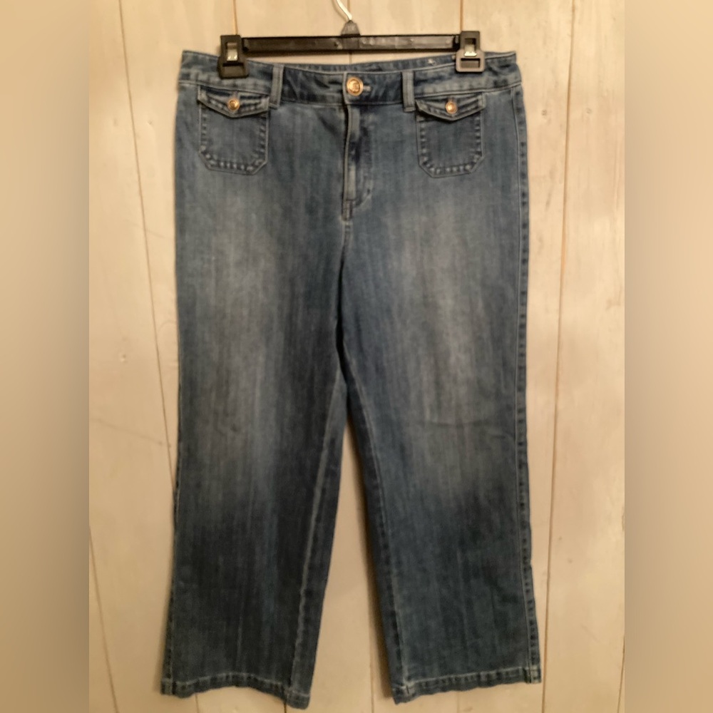 Talbots women Classic Jean Trousers Wide Leg size 14P Vintage Wash Button Detail